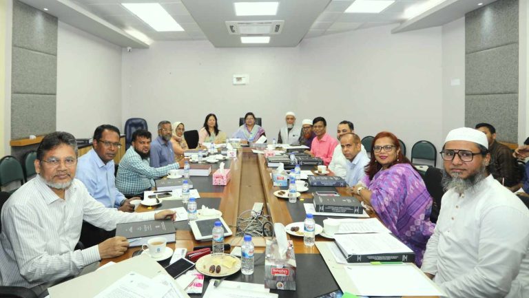 গবেষণার মাধ্যমে নতুন জ্ঞান সৃষ্টির আহ্বান ইউজিসির