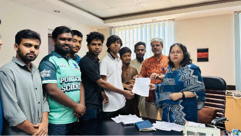 দ্রুত সময়ের মধ্যে ডাকসু নির্বাচনের রোডম্যাপের দাবি