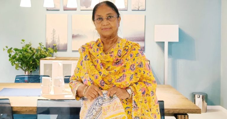 বুকারের দীর্ঘ তালিকায় দক্ষিণ ভারতীয় বানু মুশতাক