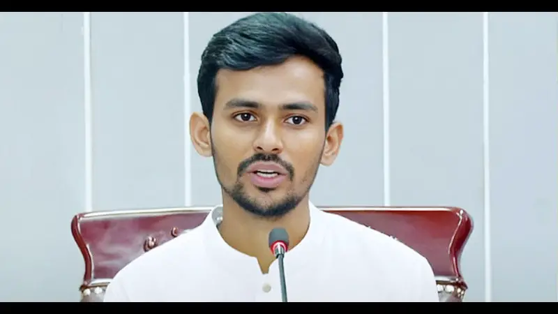 নর্থ সাউথে ভর্তি পরীক্ষায় উত্তীর্ণ উপদেষ্টা আসিফ মাহমুদ