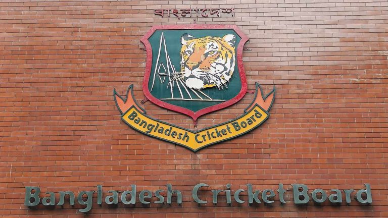 বিসিবিতে দুদকের অভিযান, মিলল যেসব অনিয়ম