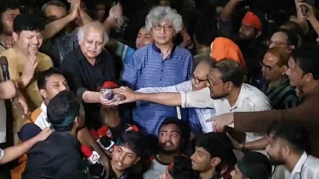 জবি শিক্ষার্থীদের তিনদফা দাবি মেনে নিল সরকার