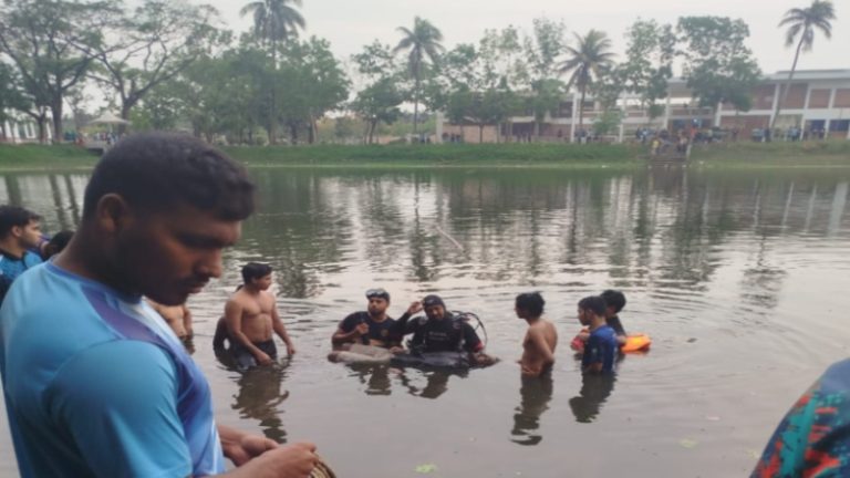 পুকুরে গোসল করতে নেমে কুয়েট শিক্ষার্থীর মৃত্যু