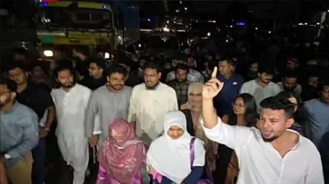এনসিপি কার্যালয়ের সামনে ককটেল বিস্ফোরণ, জড়িতদের গ্রেফতারের আল্টিমেটাম