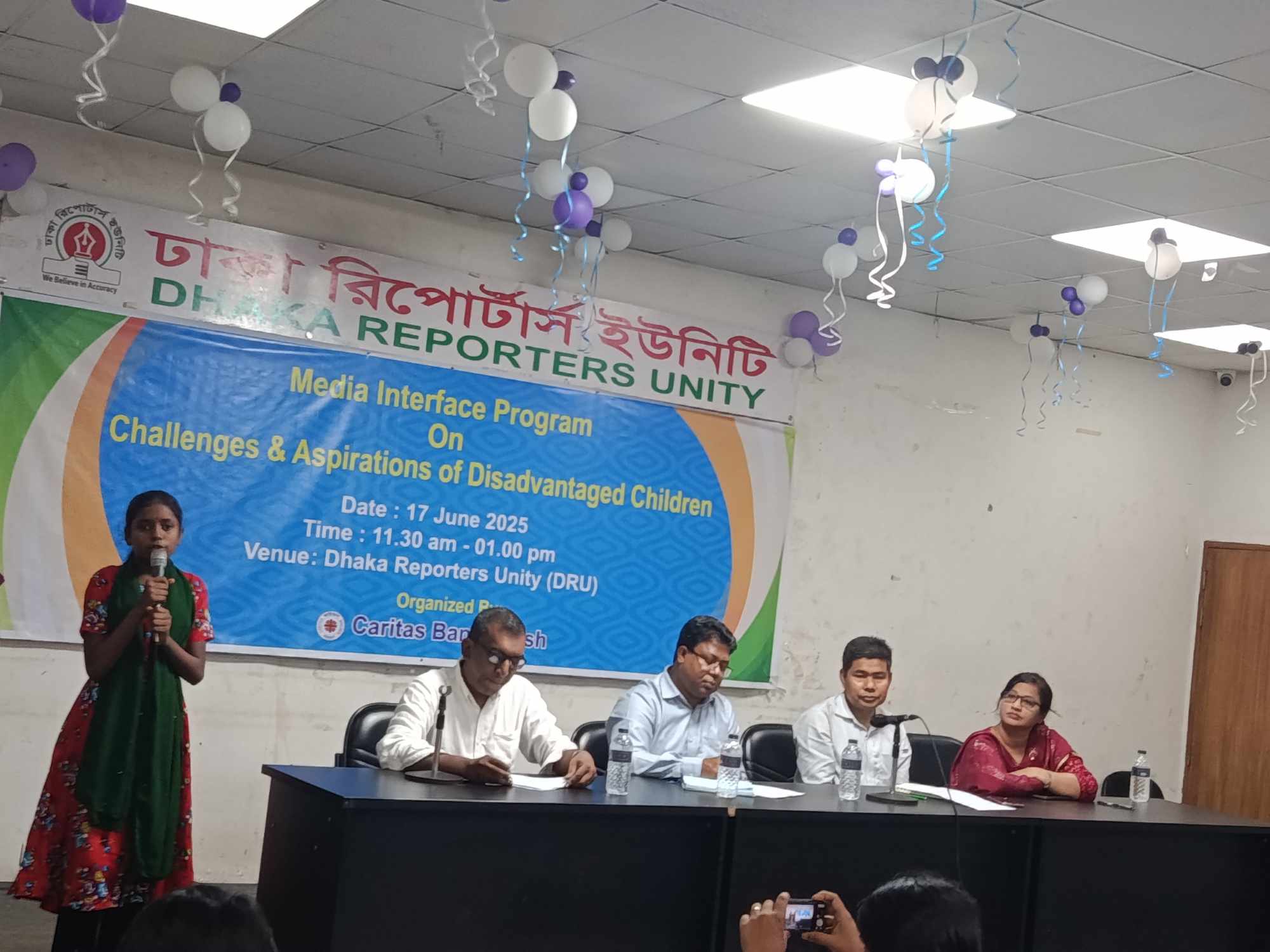 সামাজিক নিরাপত্তা বেষ্টনীর বাইরে ৯৪% পথশিশু: কারিতাসের গবেষণা