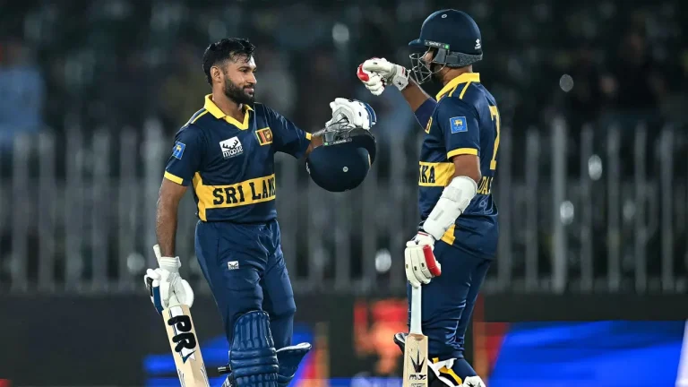 ওয়ানডেতে ৪৩০ রান তাড়া করে শ্রীলঙ্কার অবিশ্বাস্য জয়