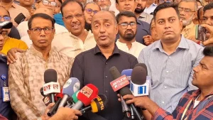 নির্বাচনে এমপিওভুক্ত শিক্ষকদের অংশ নিতে আইনগত কোনো বাধা নেই: আইনমন্ত্রী